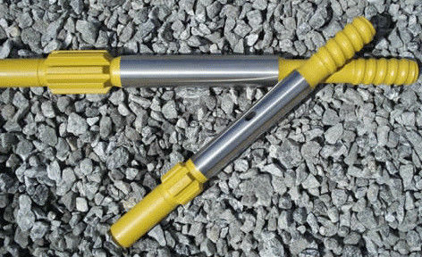 गुणवत्ता  Rock Drilling Rig T38 T45 T51 GT60 Coupling Sleeves for Mining Rock Drilling Coupling sleeve कारखाना